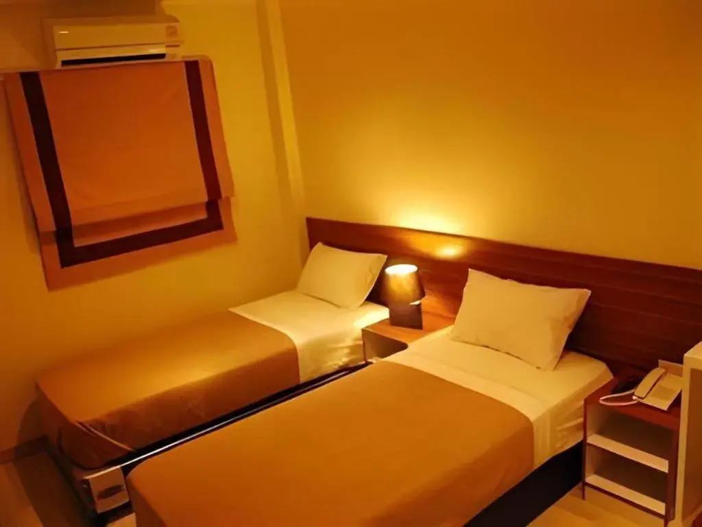 Bed in White House Asoke Sukhumvit 18 Bed in White House Asoke Sukhumvit 18