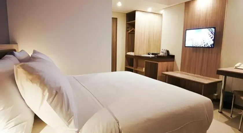 Bed in My Tower Hotel Surabaya Bed in My Tower Hotel Surabaya