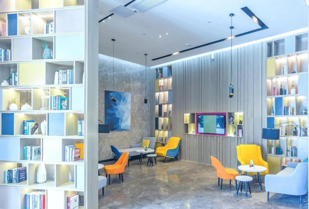 Echarm Hotel Yangjiang Baili Plaza