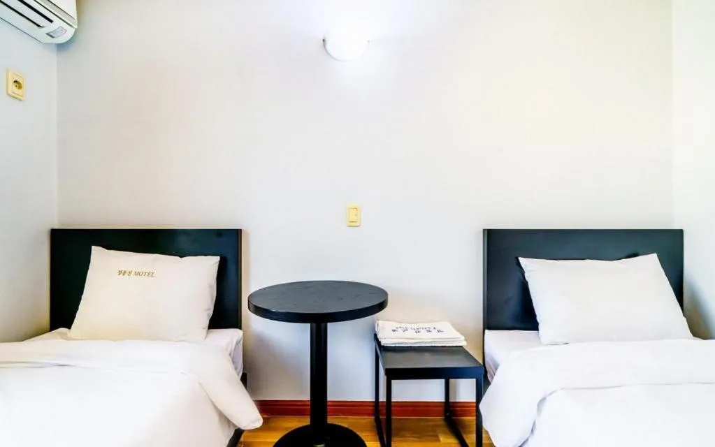 Bed in Gangneung (Jeongdongjin) Jeongdongjin Motel