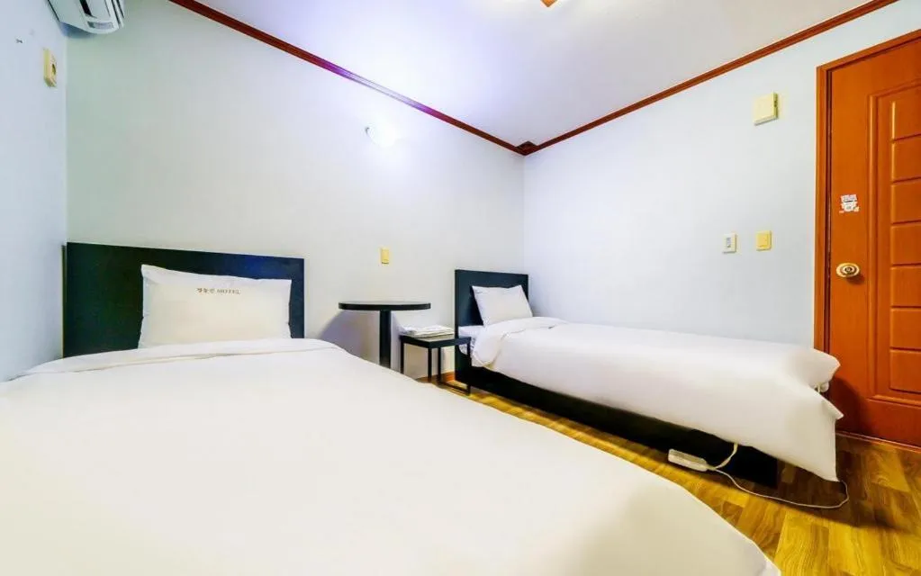 Bed in Gangneung (Jeongdongjin) Jeongdongjin Motel