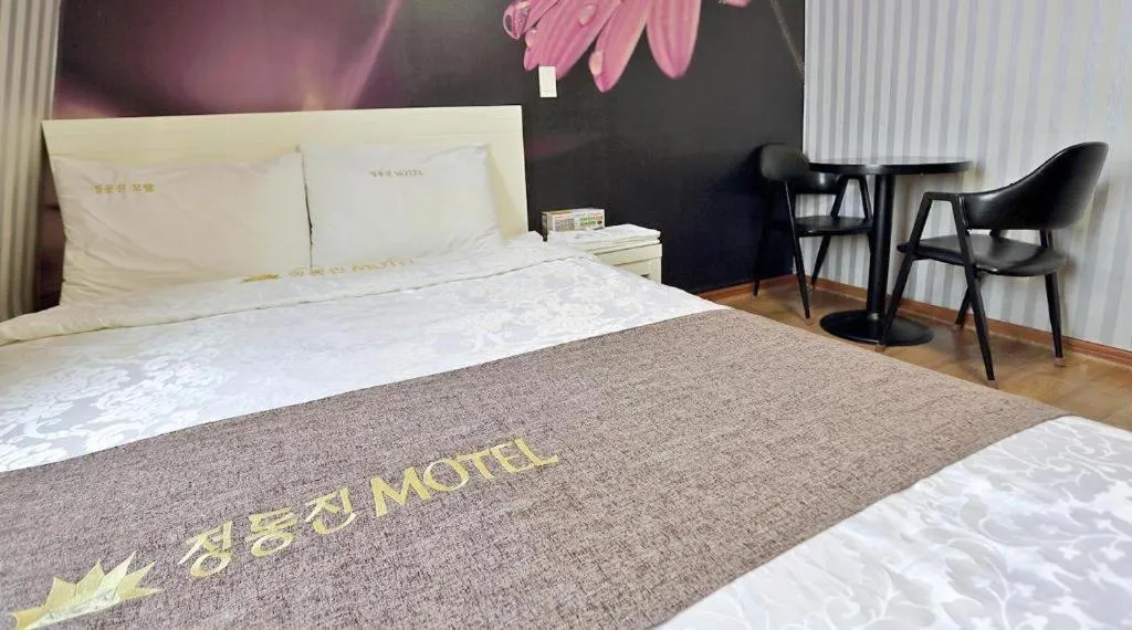Bed in Gangneung (Jeongdongjin) Jeongdongjin Motel
