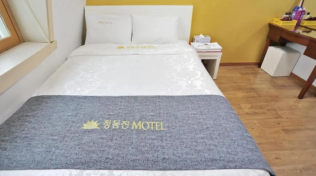 Bed in Gangneung (Jeongdongjin) Jeongdongjin Motel