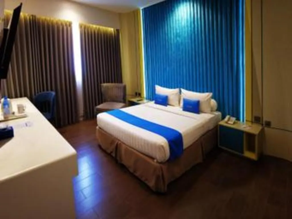 Bed in Zenith Hotel