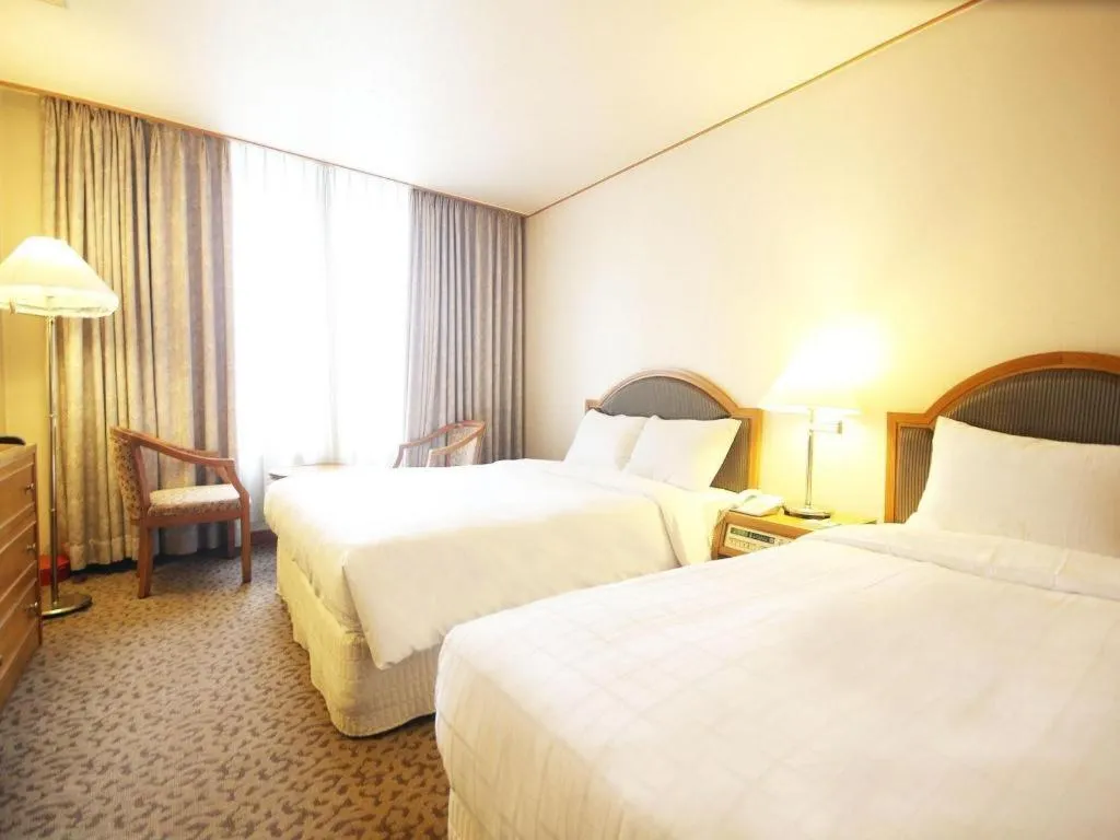 Bed in Seoul Rex Hotel