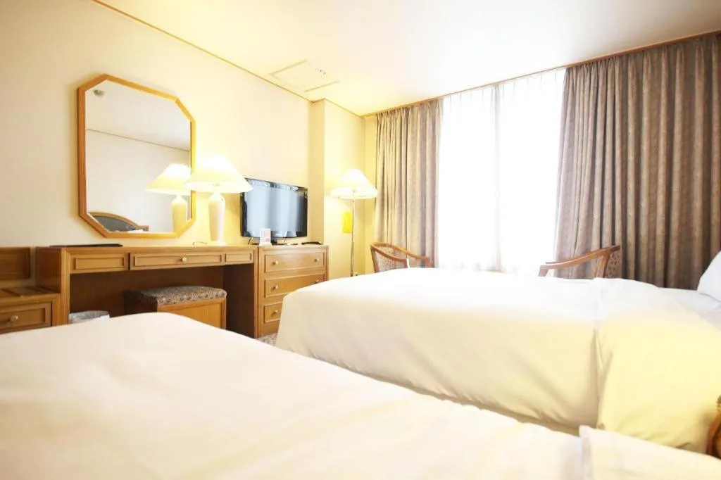 Bed in Seoul Rex Hotel