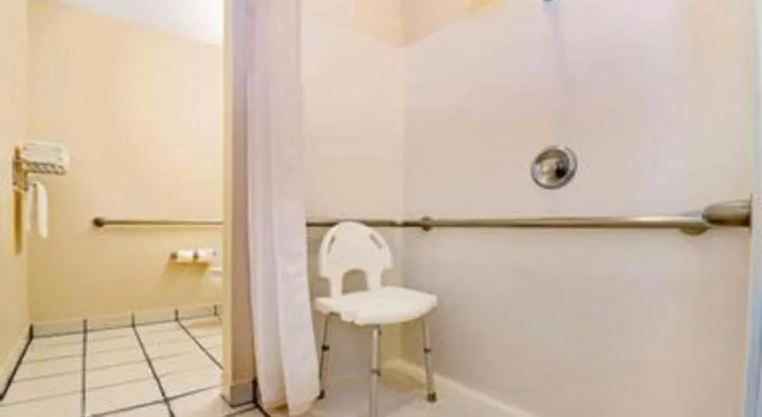 Microtel Inn & Suites by Wyndham Albuquerque West