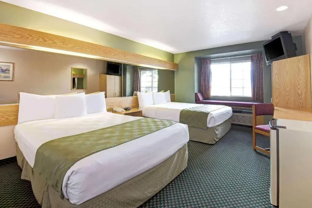 Bed in Microtel Inn & Suites by Wyndham Albuquerque West Bed in Microtel Inn & Suites by Wyndham Albuquerque West