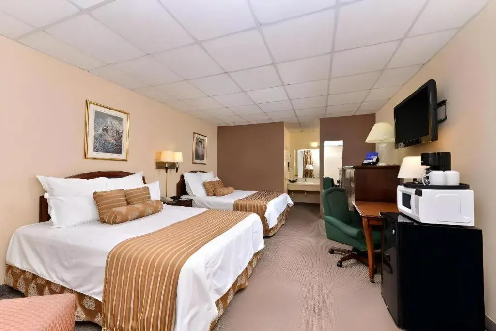 Bed in Americas Best Value Inn & Suites Victoria Bed in Americas Best Value Inn & Suites Victoria