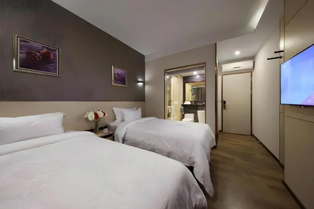 Bed in Hanyong Hotel Shenzhen International Exhibition Center Bed in Hanyong Hotel Shenzhen International Exhibition Center