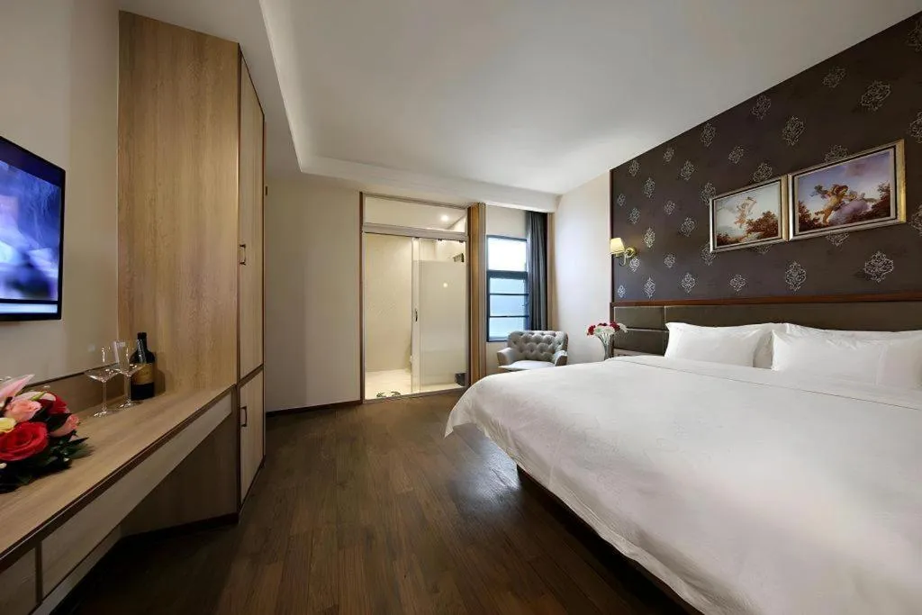 Bed in Hanyong Hotel Shenzhen International Exhibition Center