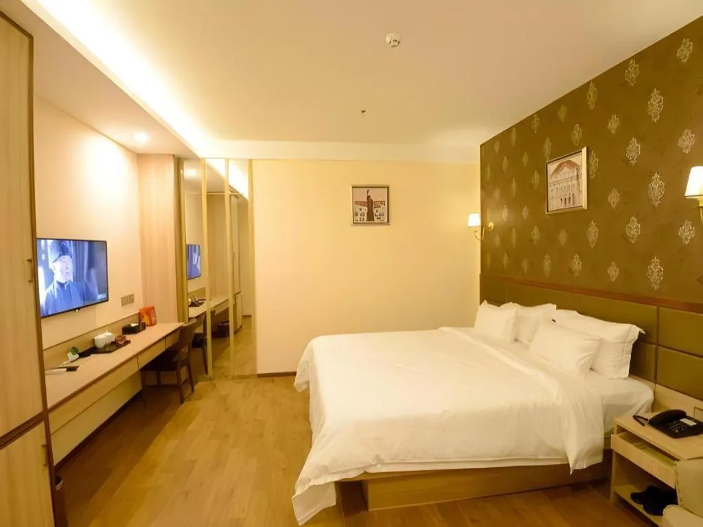 Bed in Hanyong Hotel Shenzhen International Exhibition Center