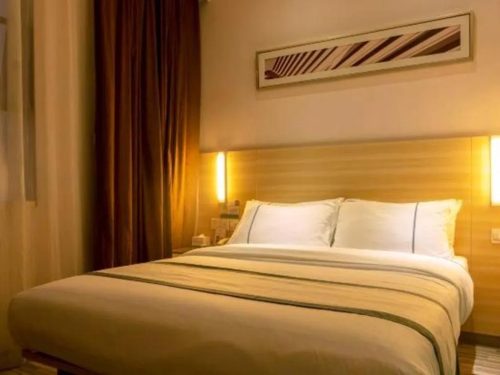 Bed in City Comfort Inn Guahgnzhou Huangpu East District