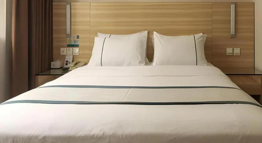 Bed in City Comfort Inn Guahgnzhou Huangpu East District