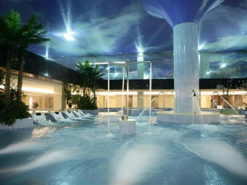 Hot Spring Hotel