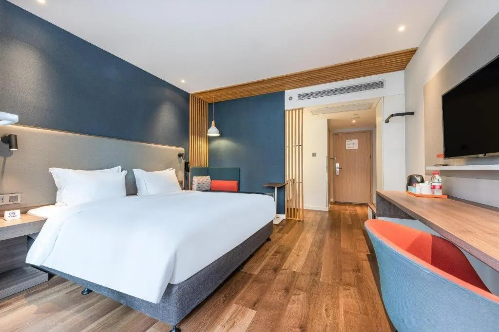 Bed in Holiday Inn Express Guiyang Century City Mall By IHG