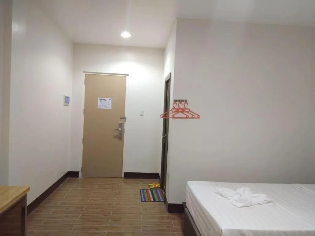 Bed in Meaco Royal Hotel- ILagan