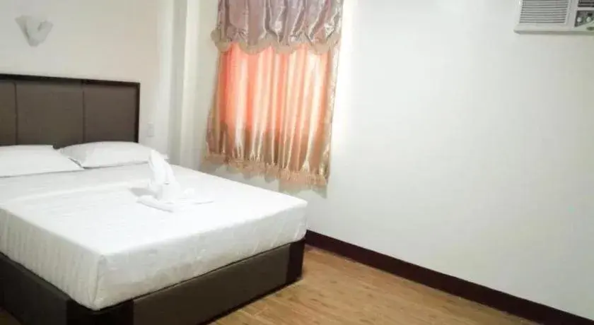Bed in Meaco Royal Hotel- ILagan Bed in Meaco Royal Hotel- ILagan