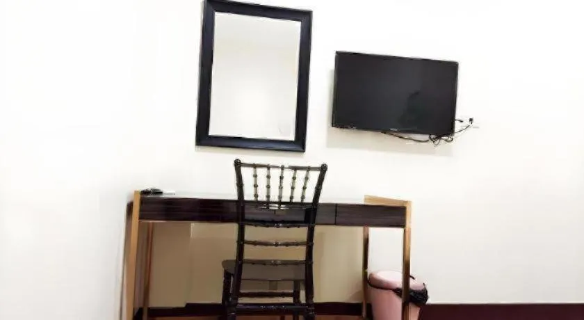 Meaco Royal Hotel- ILagan