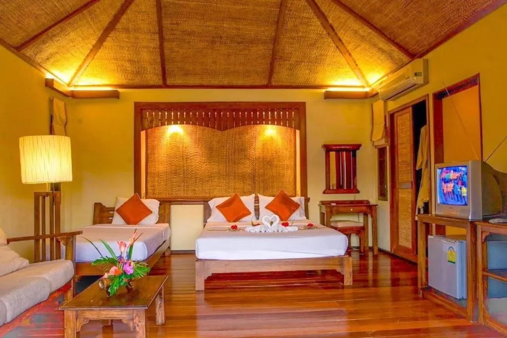Bed in Pai Hotsprings Spa Resort