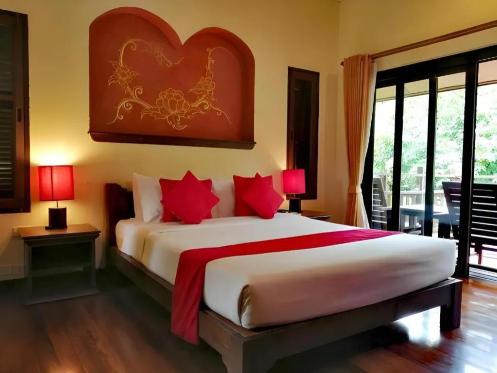 Bed in Pai Hotsprings Spa Resort