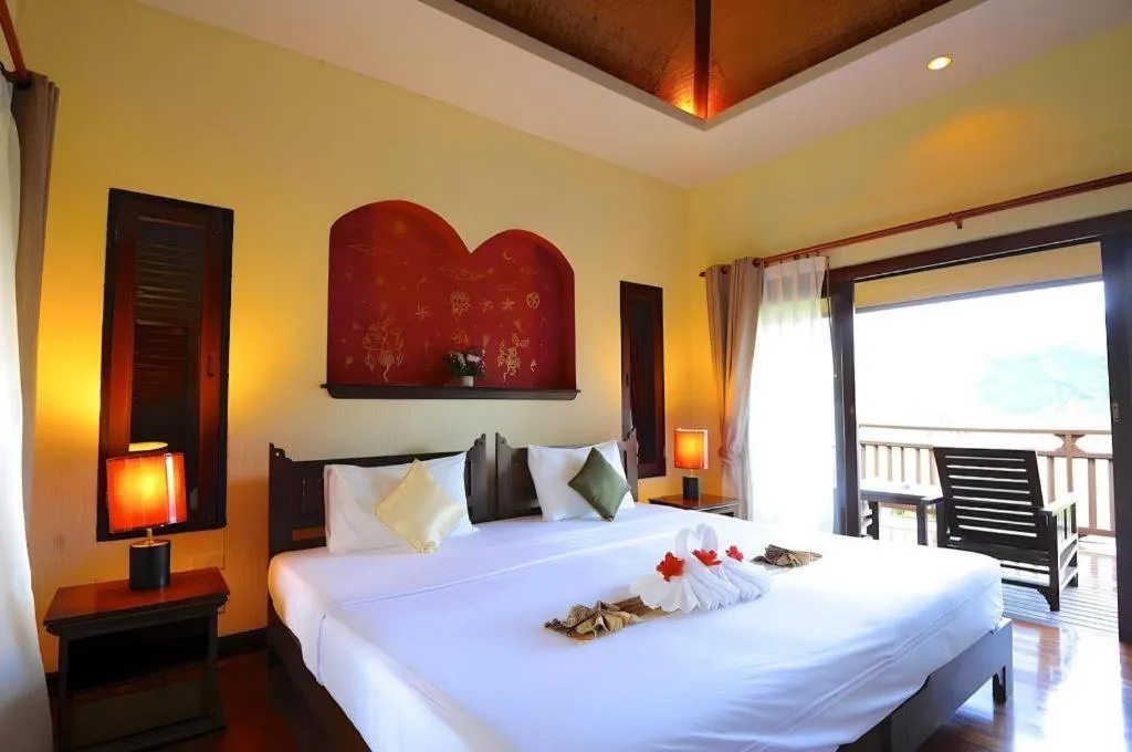 Bed in Pai Hotsprings Spa Resort