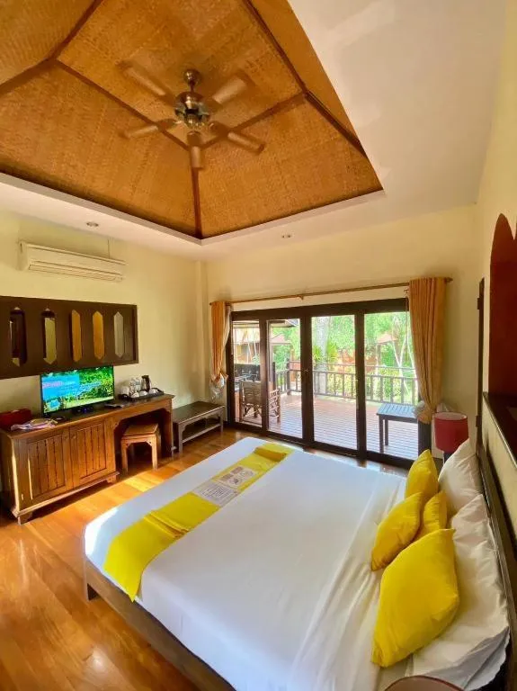 Bed in Pai Hotsprings Spa Resort