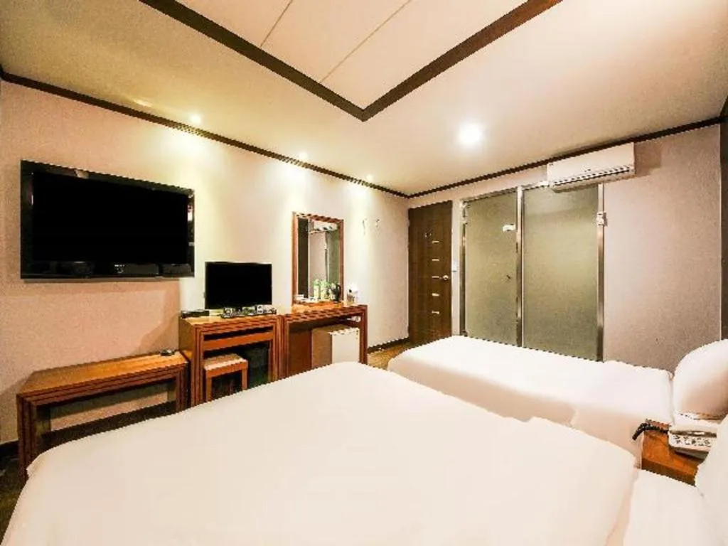 Bed in Hotel J Suwon