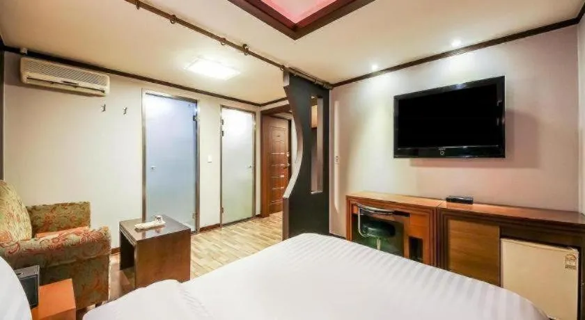 Bed in Hotel J Suwon