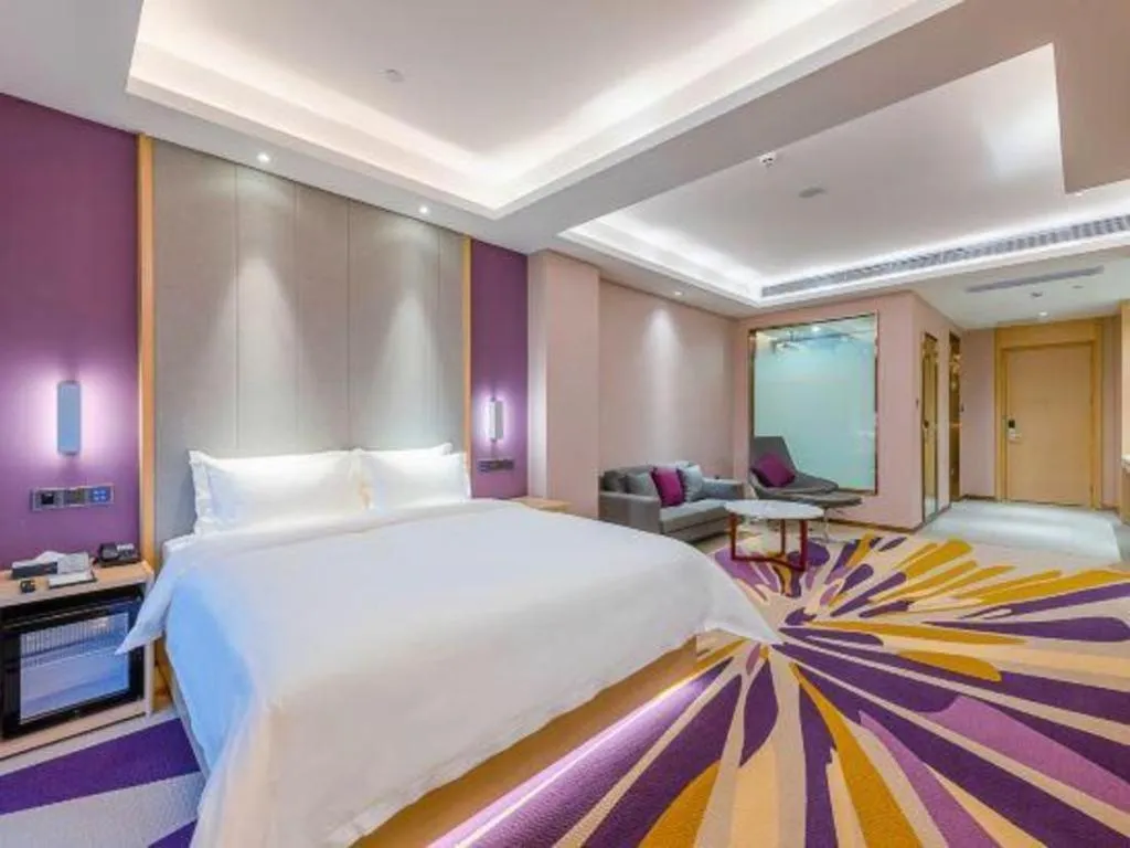 Bed in Lavande Hotels Guangzhou Zhihui City