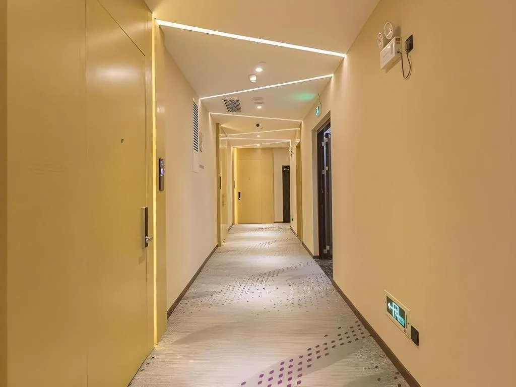 Lavande Hotels Guangzhou Zhihui City