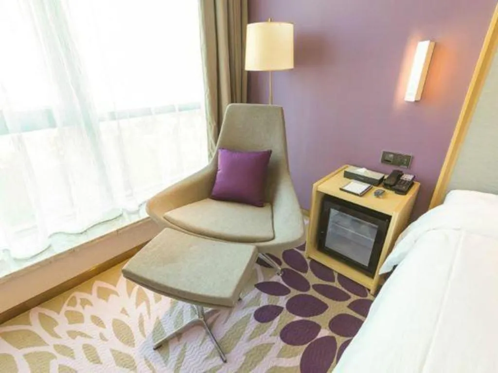 Bed in Lavande Hotels Guangzhou Zhihui City