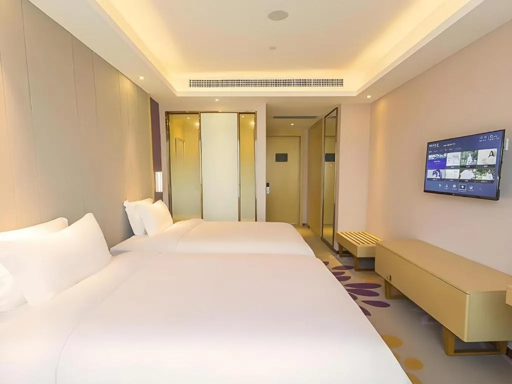 Bed in Lavande Hotels Guangzhou Zhihui City