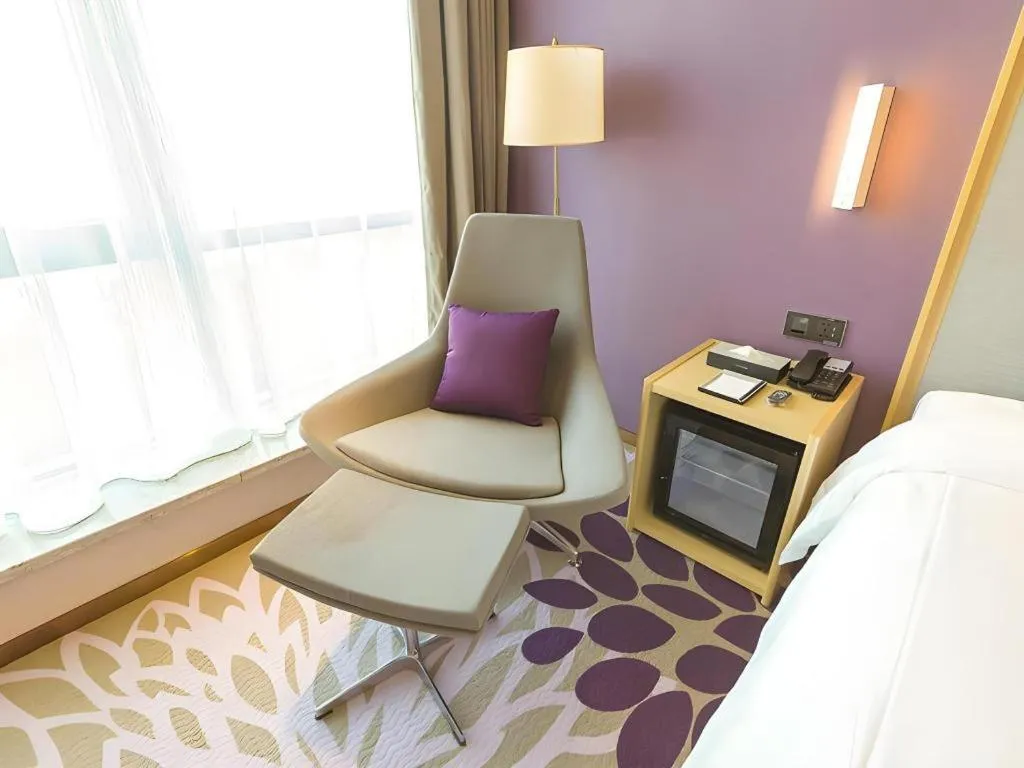 Bed in Lavande Hotels Guangzhou Zhihui City