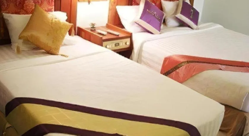 Bed in Midland Hotel