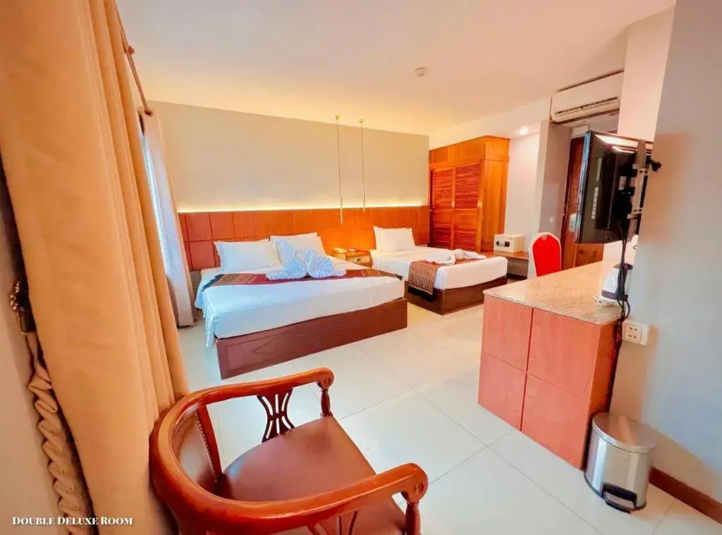 Bed in Midland Hotel Bed in Midland Hotel