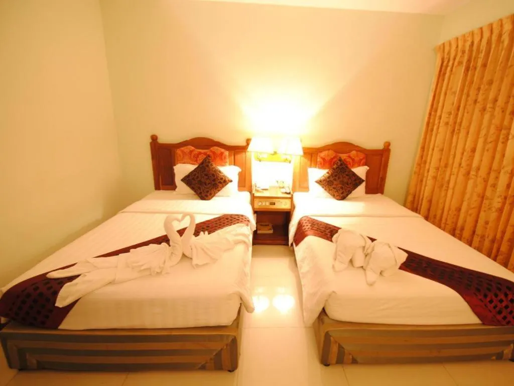 Bed in Midland Hotel