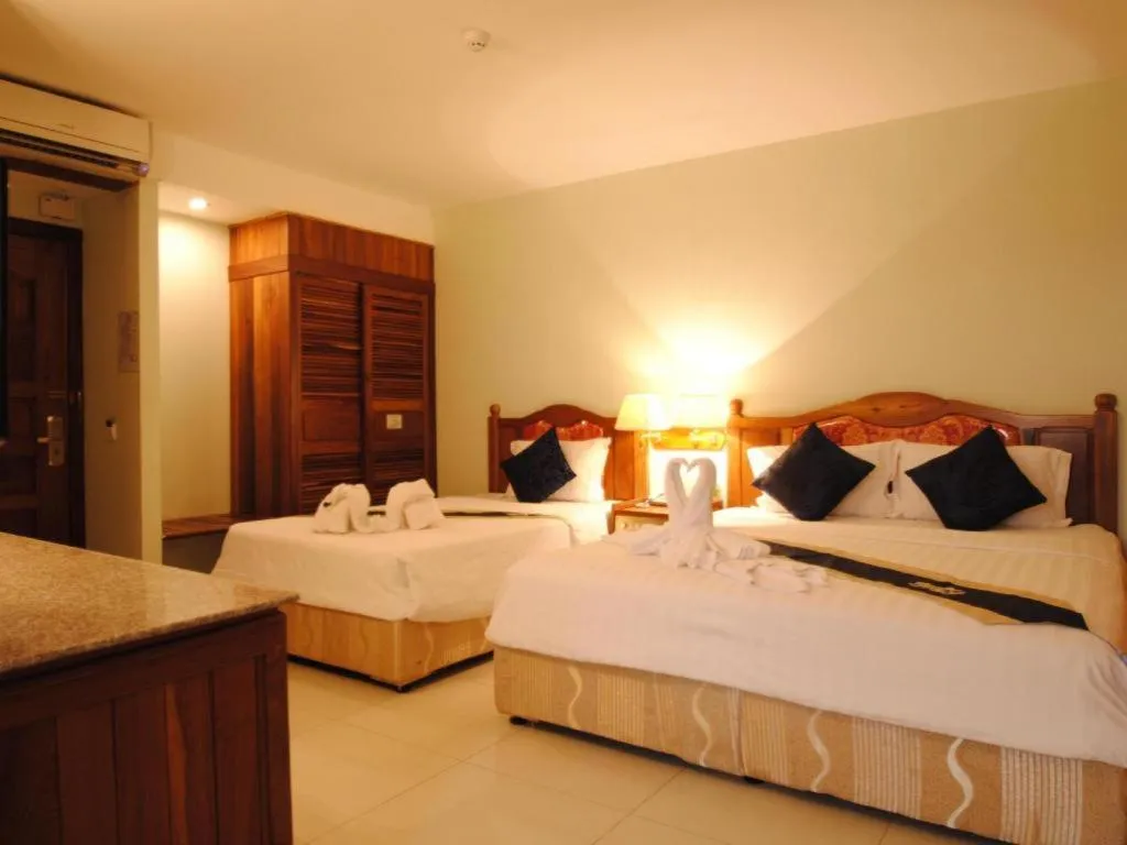 Bed in Midland Hotel