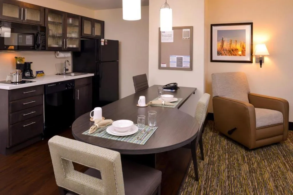 Candlewood Suites Bloomington-Normal By IHG