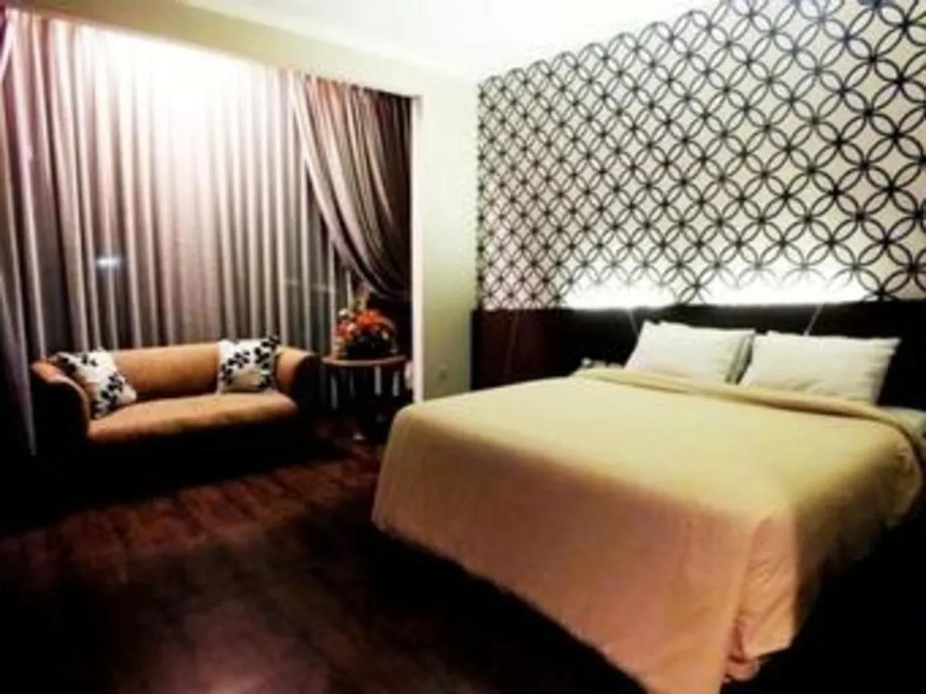 Bed in Hotel Intan Cirebon