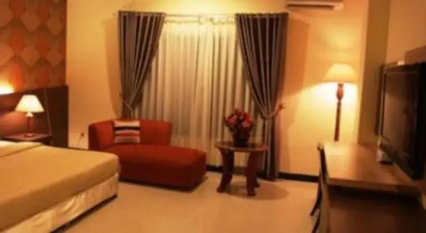 Bed in Hotel Intan Cirebon Bed in Hotel Intan Cirebon