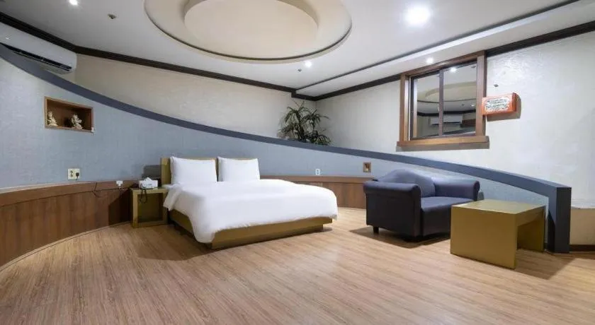 Bed in Hotel Head-One