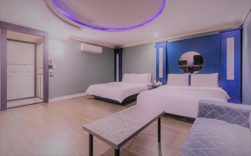 Bed in Hotel Head-One