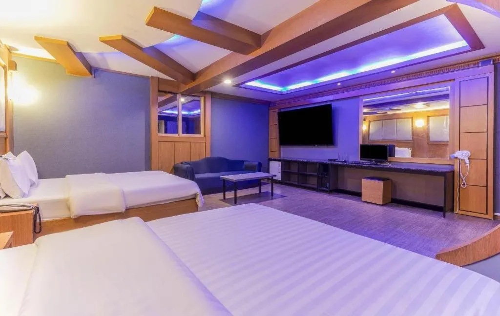 Bed in Hotel Head-One