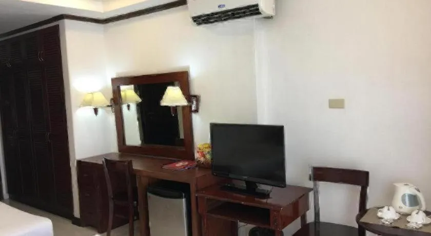 Bed in Soledad Suites