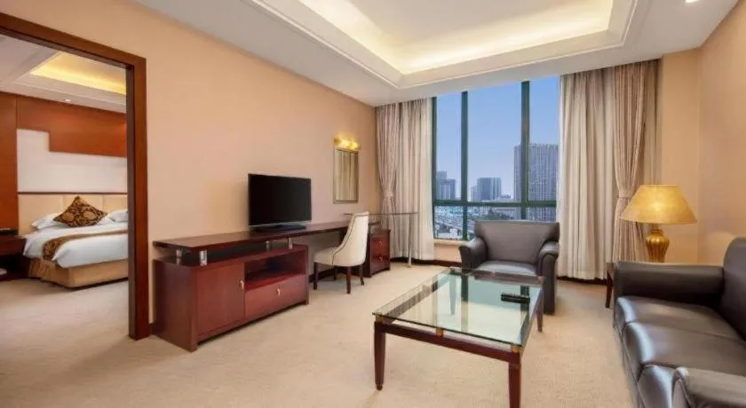 Bed in Jinrong International Hotel