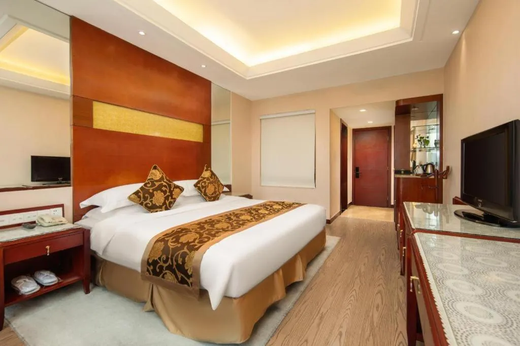 Bed in Jinrong International Hotel