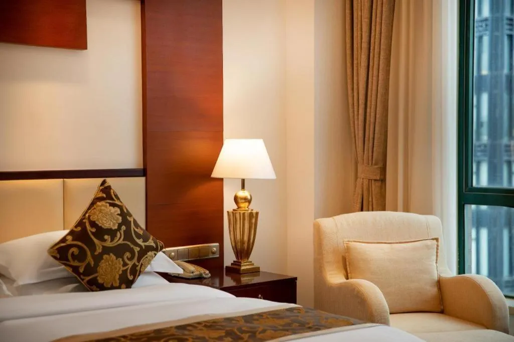 Bed in Jinrong International Hotel