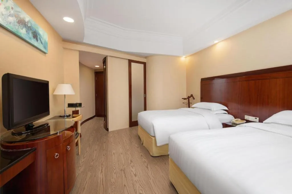 Bed in Jinrong International Hotel