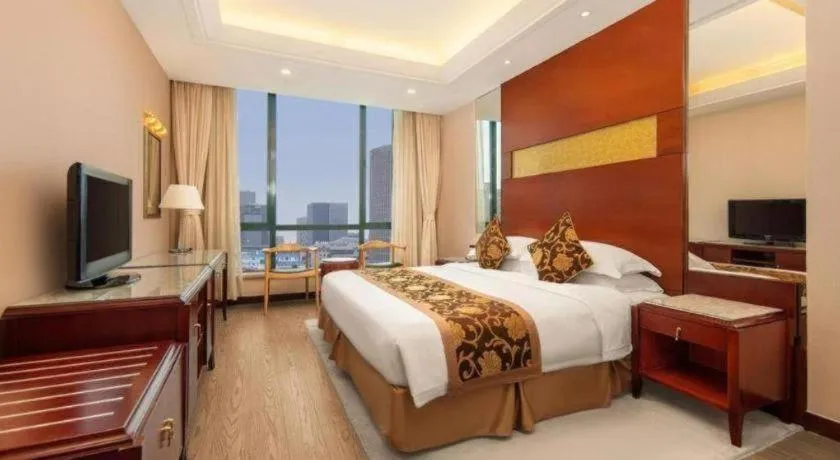 Bed in Jinrong International Hotel